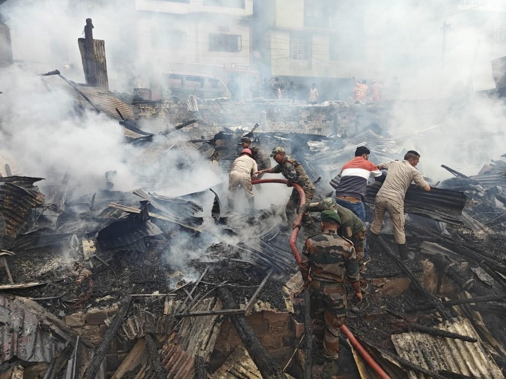 Fire breaks out at Kitsubozou, Kohima; several houses and vehicles ...